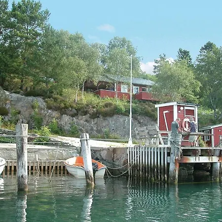 Cozy Home In Sandvoll With House Sea View * Sandvoll